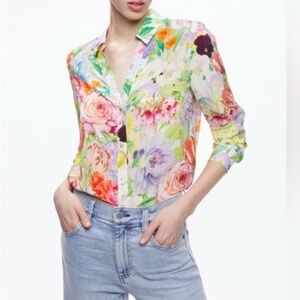 Alice + Olivia Eloise Button Down Shirt in Dawn Floral Size S